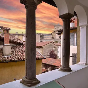 Pura Vida Città Alta Appartamento Bergamo