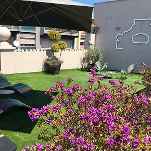 200 & Terrace Oda ve Kahvaltı